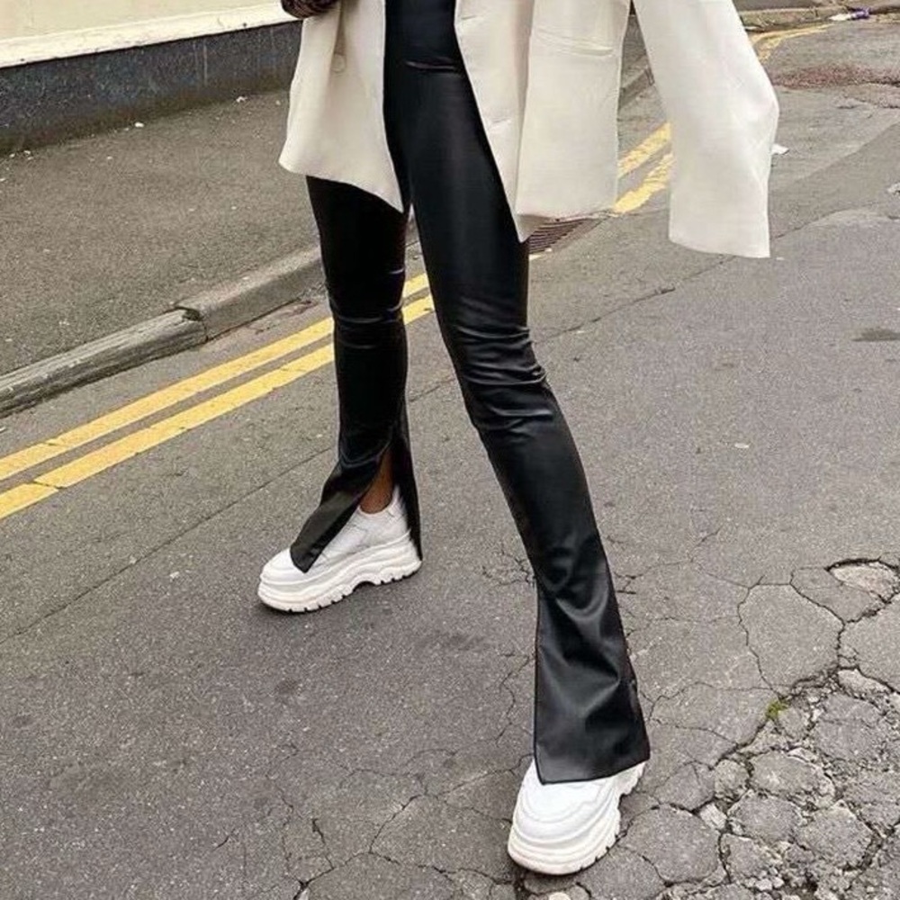 leather pants Small